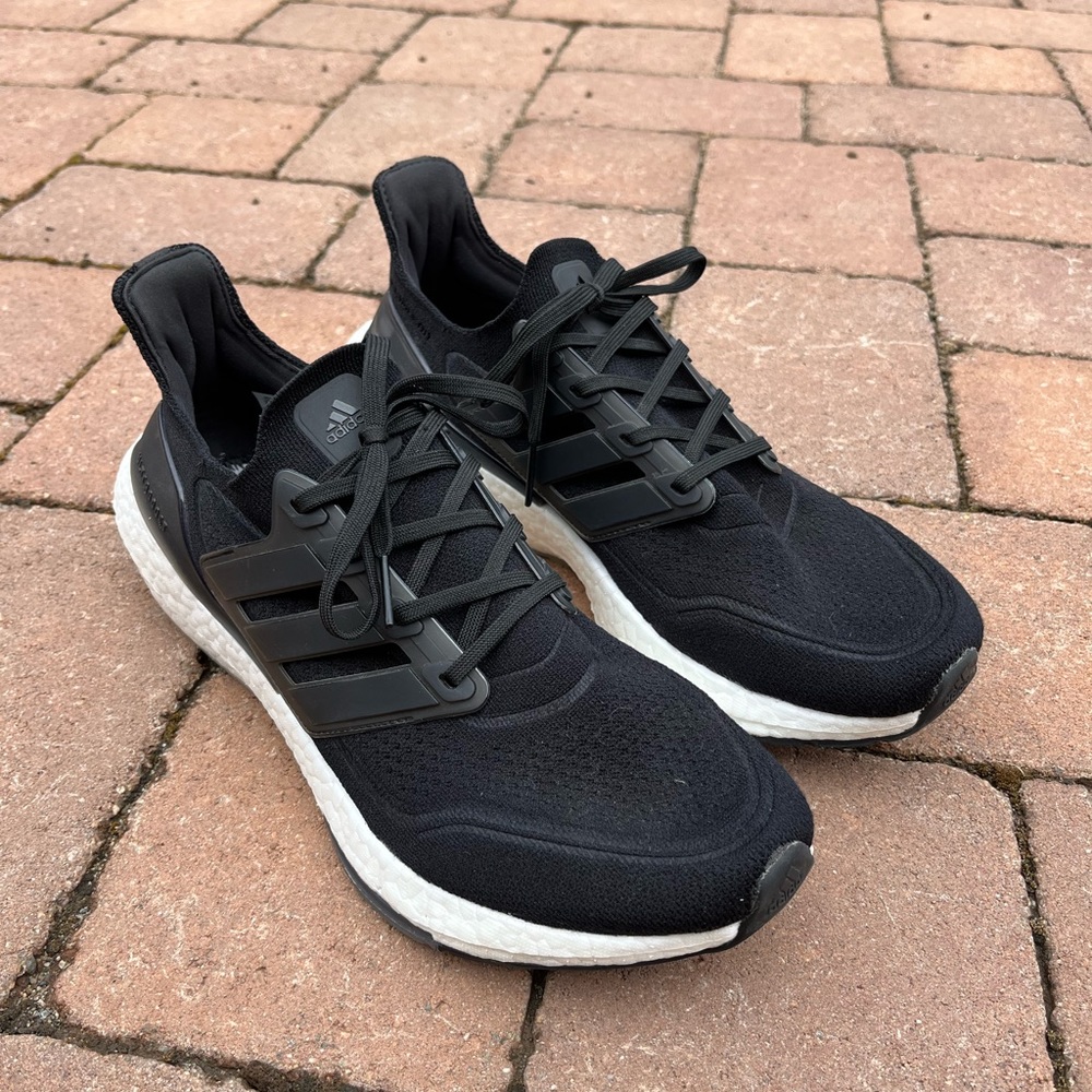 Adidas Ultraboost 21 - Black, size 12
